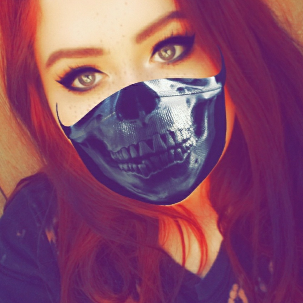 Meet your Posher, Courtney